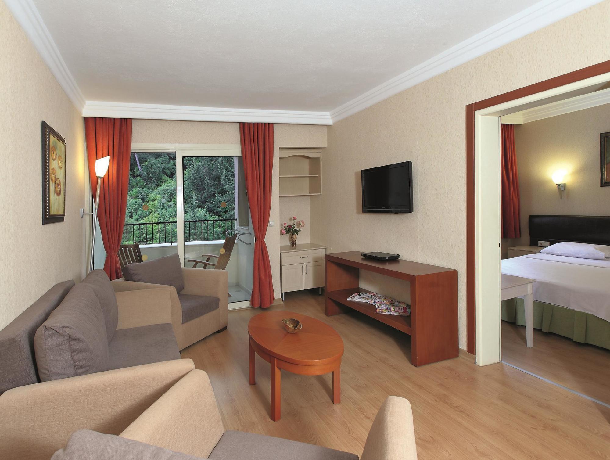 Julian Forest Suites Marmaris Exterior foto
